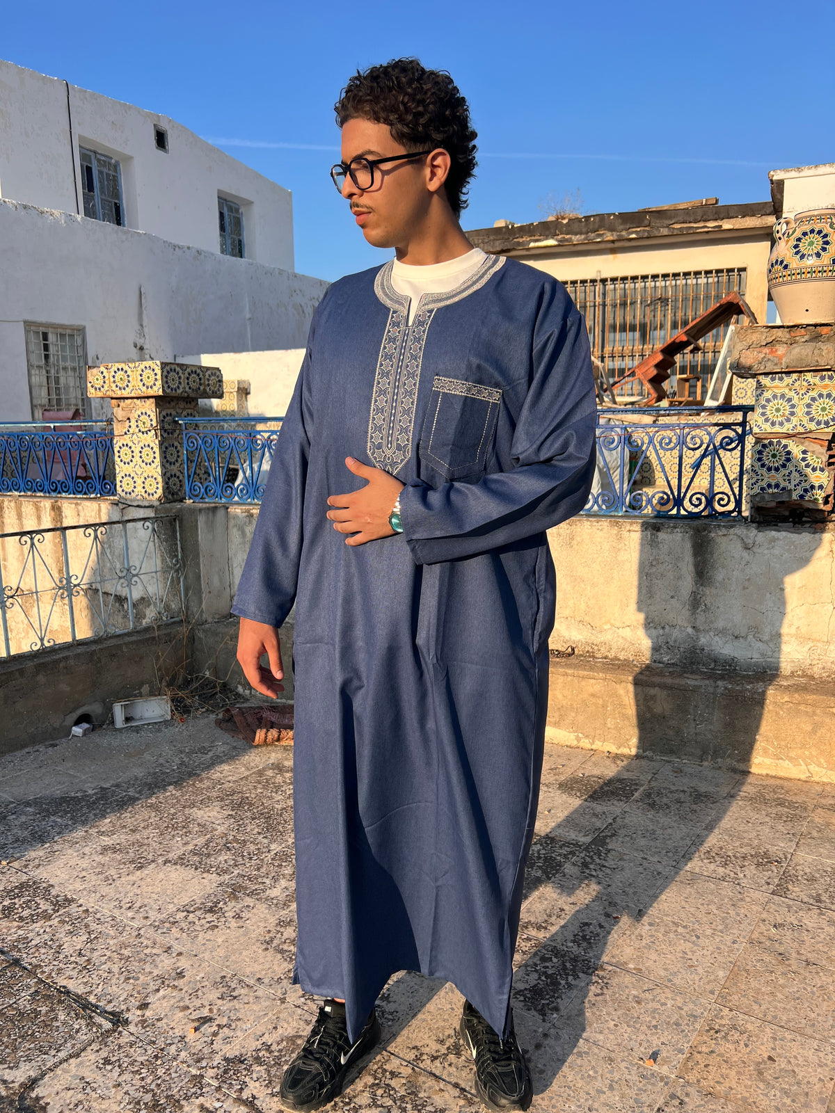 قميص قمراية يد طويلة