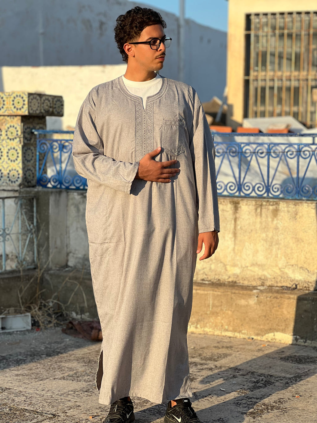 قميص قمراية يد طويلة